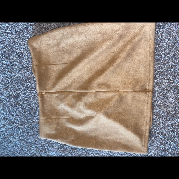 Forever 21 skirt - Picture 3 of 4